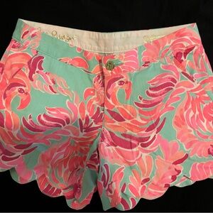 Lilly Pulitzer Buttercup Shorts in Pattern Love Birds
